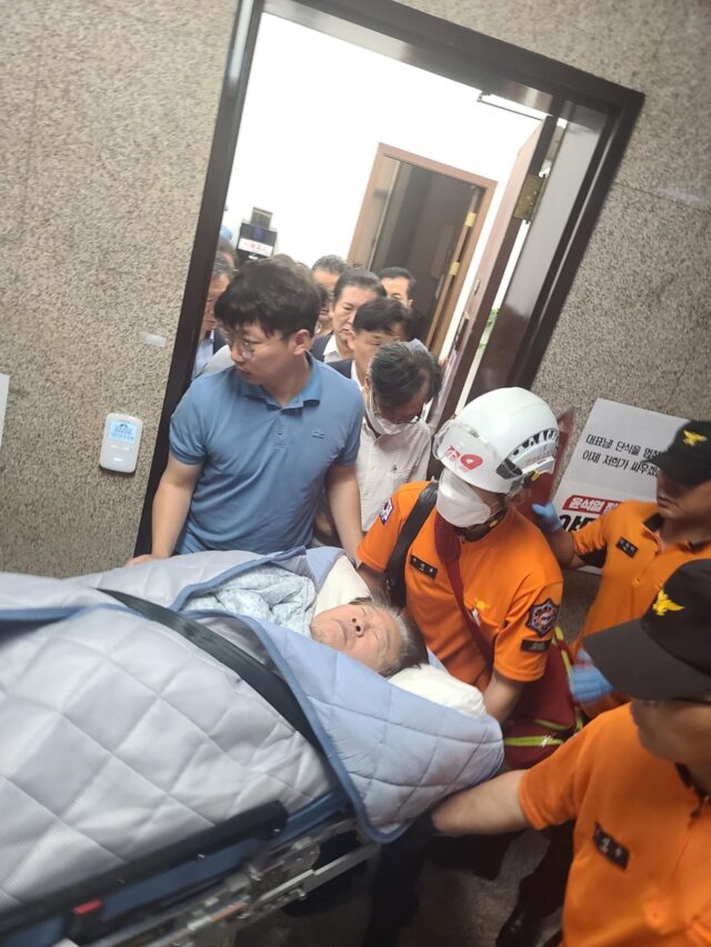 Lee Jae-Myung, South Korea opposition chief stabbed in the neck